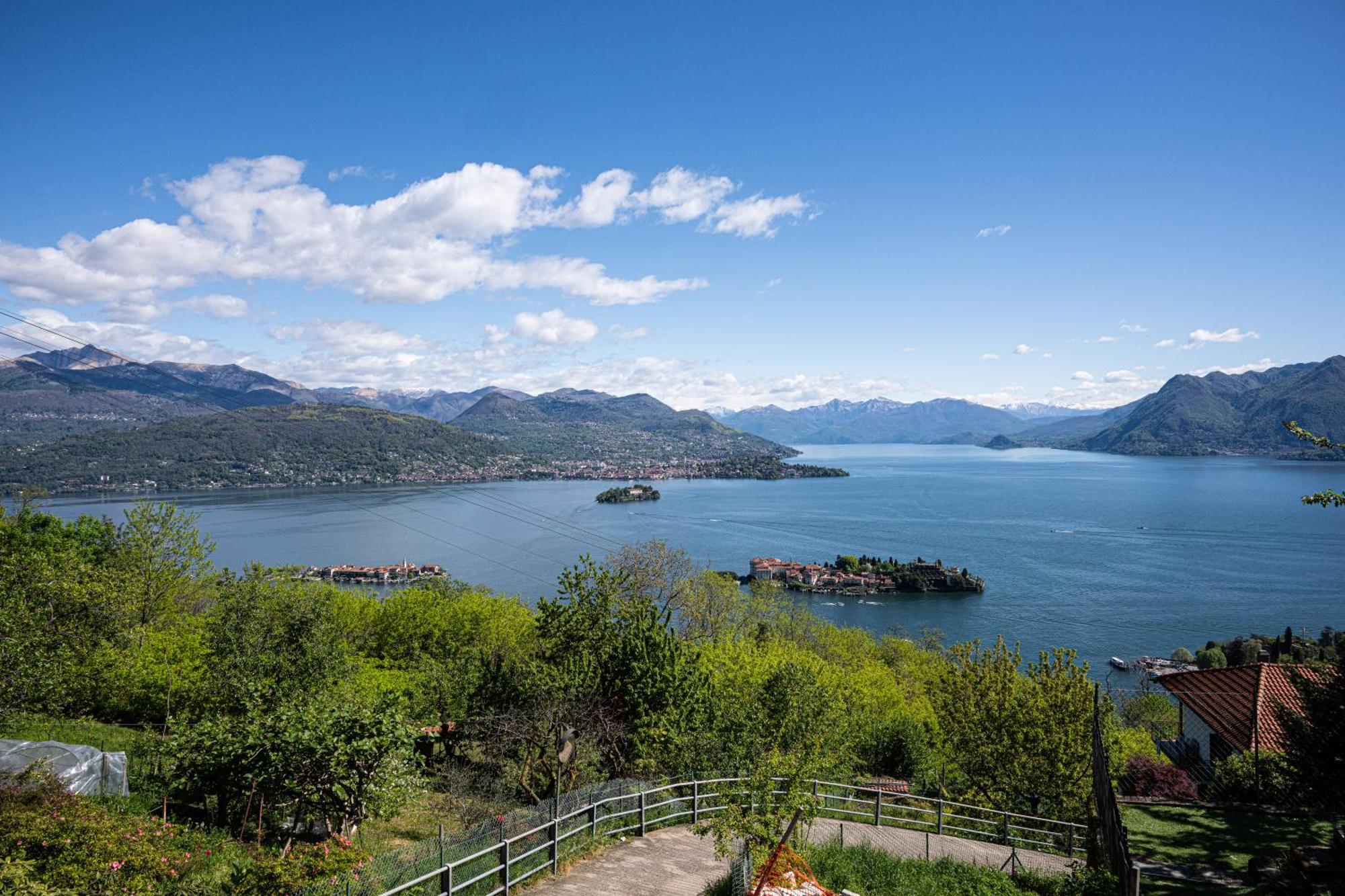 Villa Casa Orfea à Stresa Extérieur photo