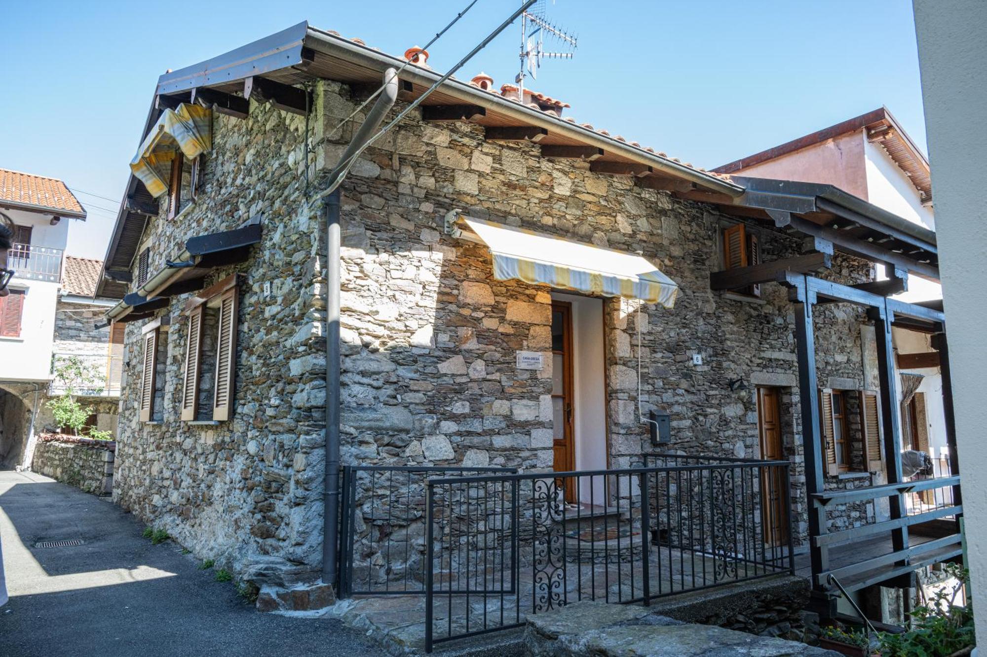 Villa Casa Orfea à Stresa Extérieur photo
